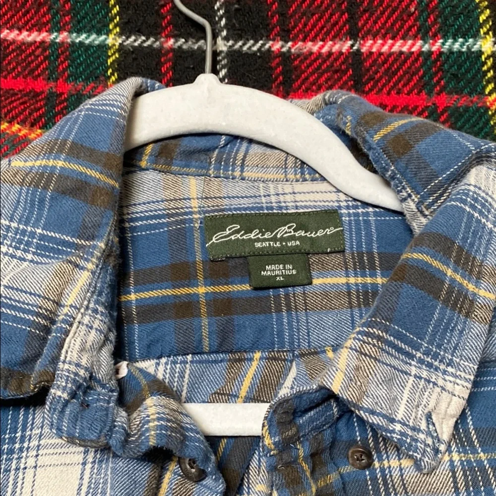 Eddie Bauer Blue and White Plaid Casual Shirt - Picture 2 of 3